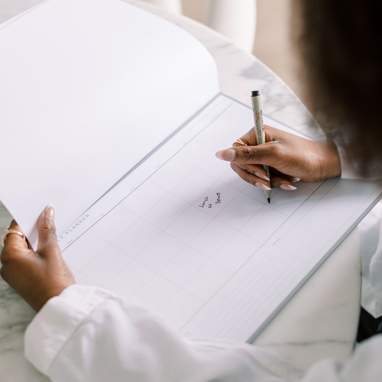 Overwhelmed by a packed schedule? Learn the best calendar setup for doctors to stay organized, save hours every week, and finally feel in control of your time. #Calendar #DoctorLife #PhysicianWellness #ProductivityTips #WorkLifeBalance