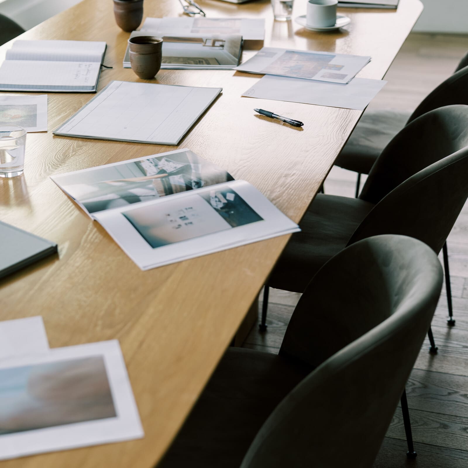Feeling overwhelmed and on the edge of burnout? Learn the essential time management skills every doctor needs to reclaim hours, reduce stress, and protect your well-being. #TimeManagementSkills #DoctorLife #PhysicianWellness #ProductivityTips #WorkLifeBalance